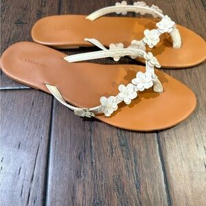 Le Chateau Women's Sandals with Floral Accents - Cream and Tan